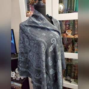 Jacquard Wrap, Aqua Gray, 26x68